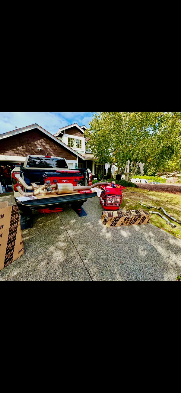 Ford Ranger Installed Tukskinz Raptor emblem and tailgate inserts IMG_2565