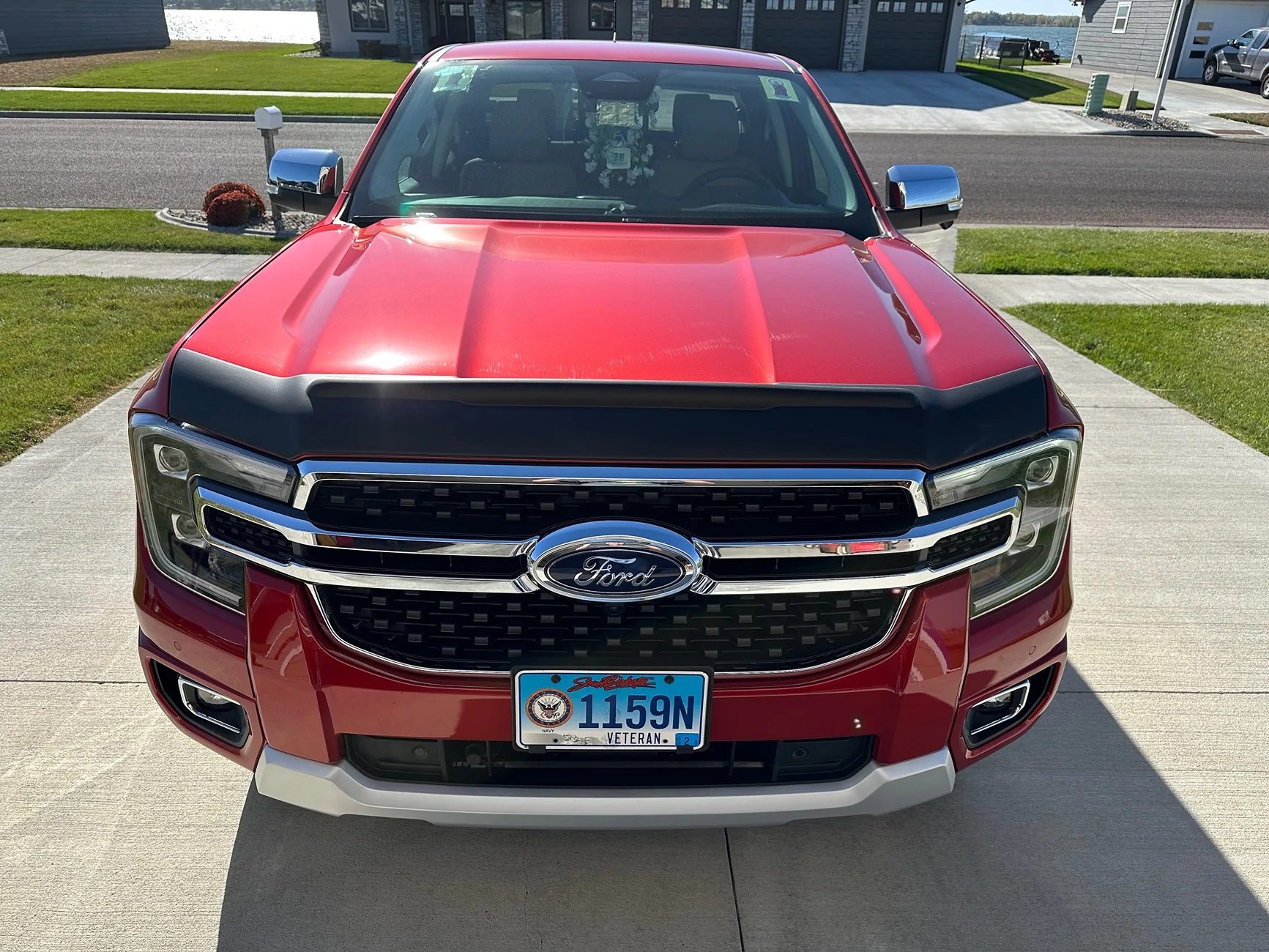Ford Ranger Hood deflector IMG_0491