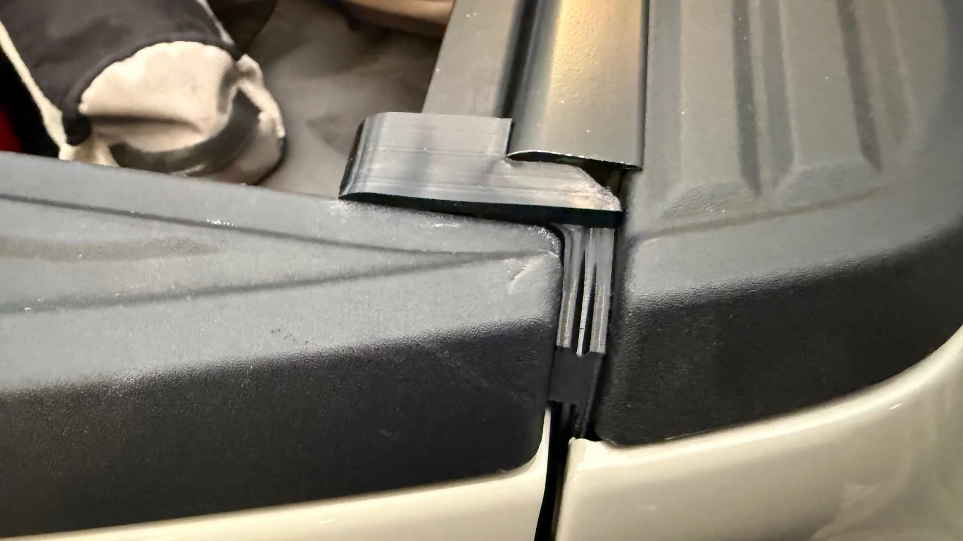 Ford Ranger Water leaks from bed rail caps. IMG_3648