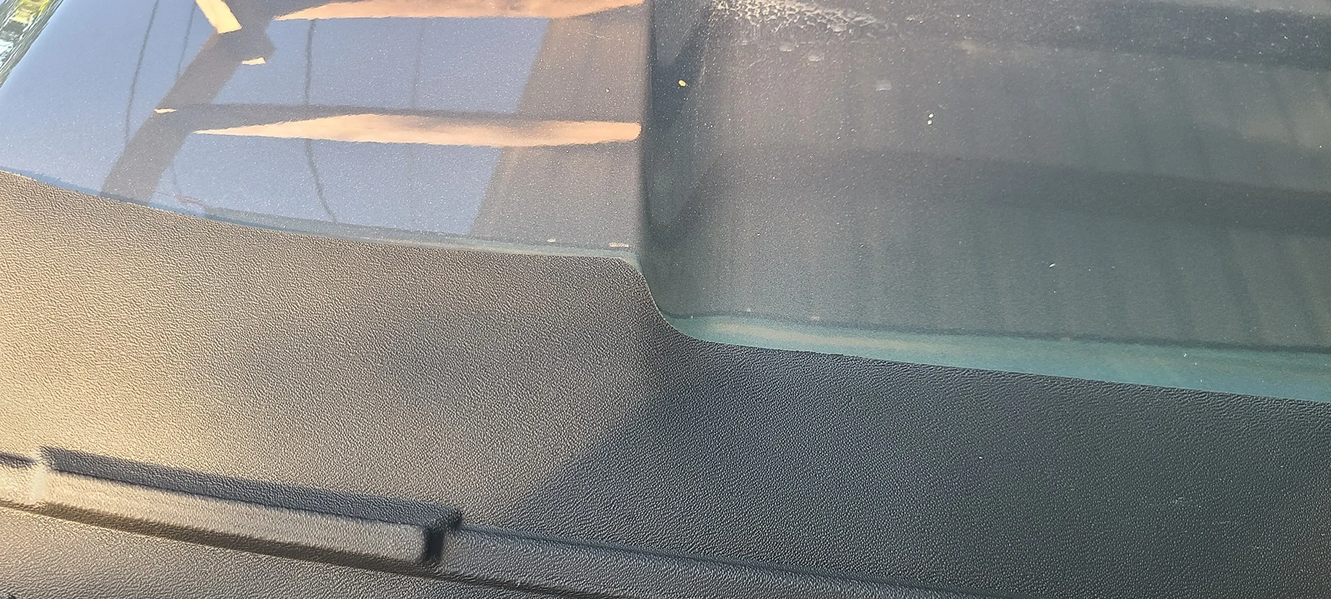 Ford Ranger TripleAliners new hood rock/bug deflector 20260320_182314