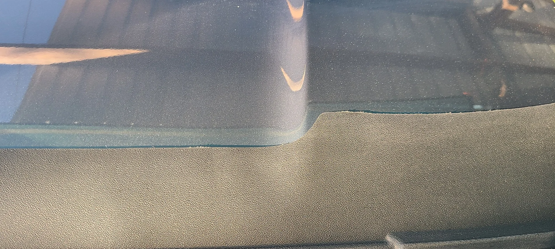 Ford Ranger TripleAliners new hood rock/bug deflector 20260320_182317