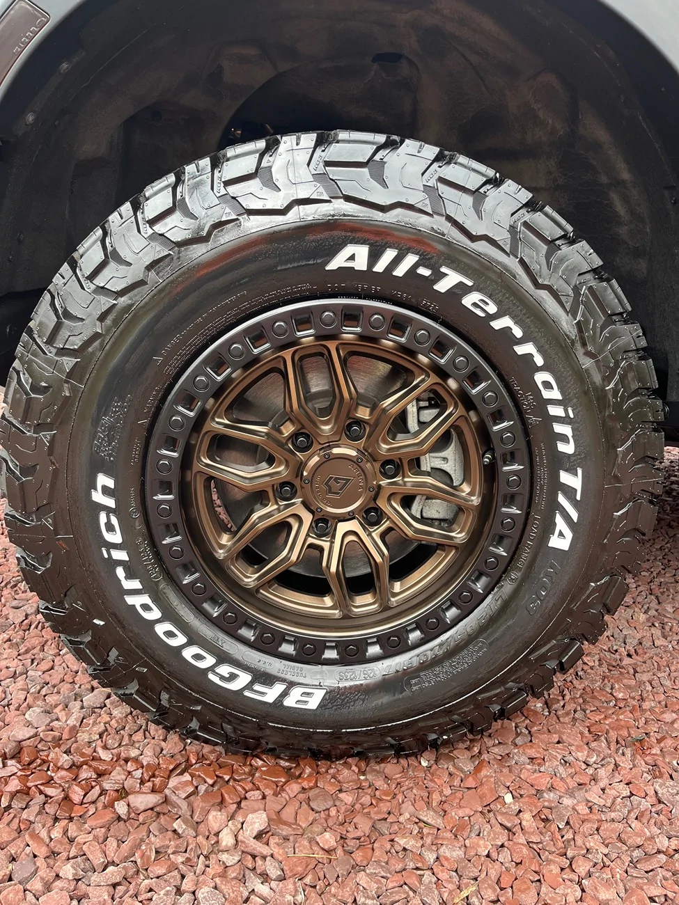 Ford Ranger New Wheel Day - 17x8.5 +25 offset Arena Hustle wheels in bronze IMG_1093