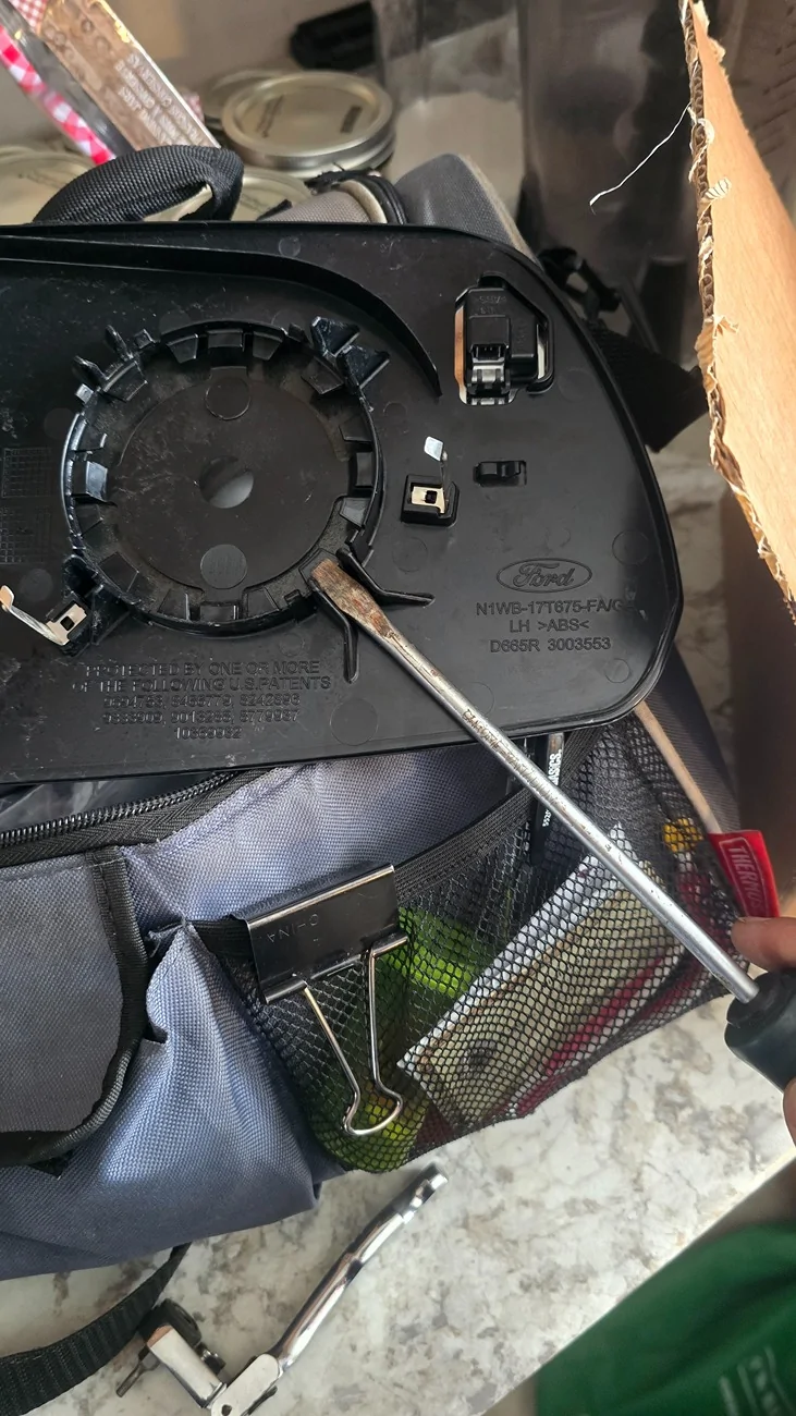 Ford Ranger Adding heated Mirrors to XLT 20260225_111130