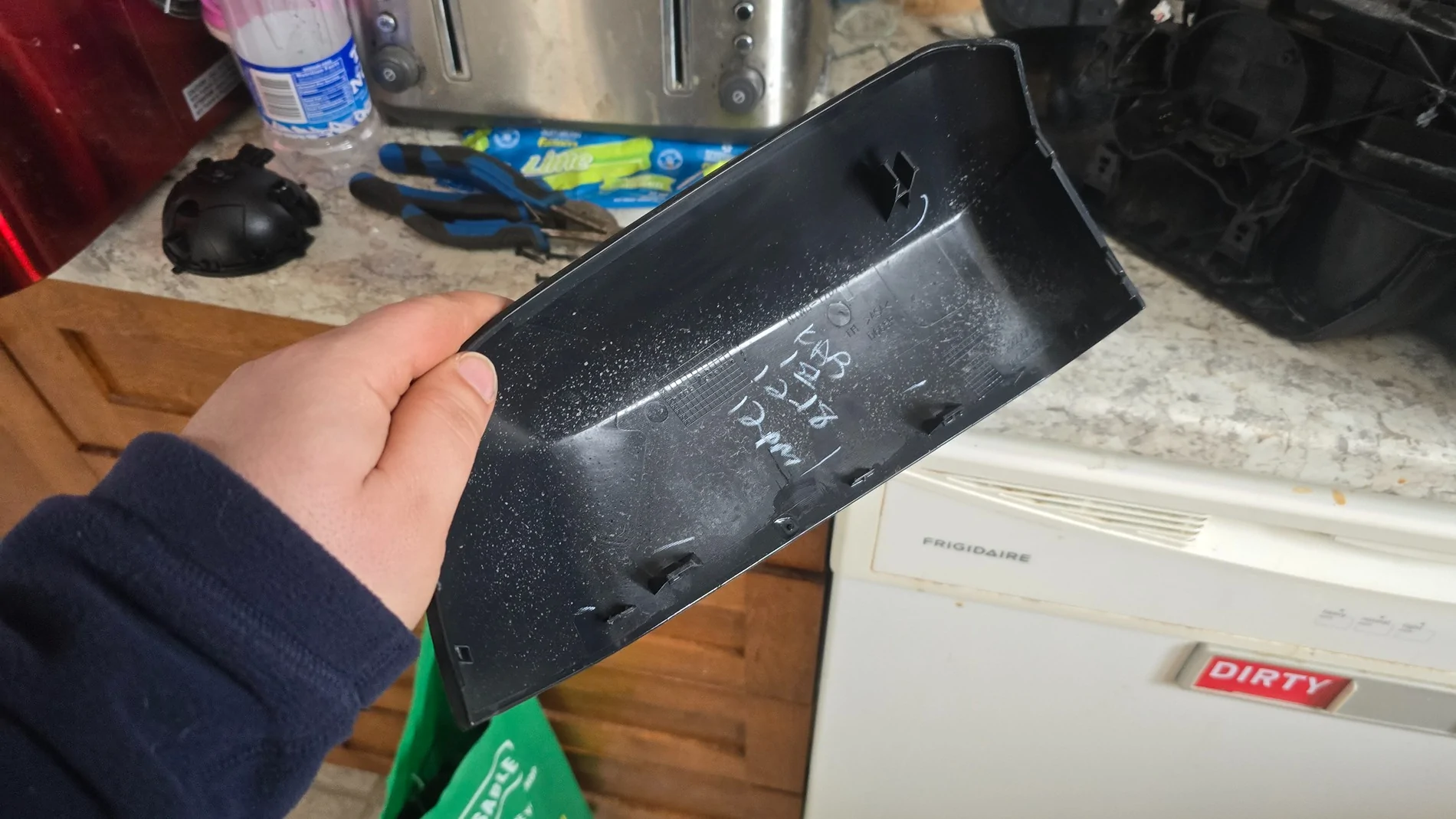 Ford Ranger Adding heated Mirrors to XLT 20260225_112249