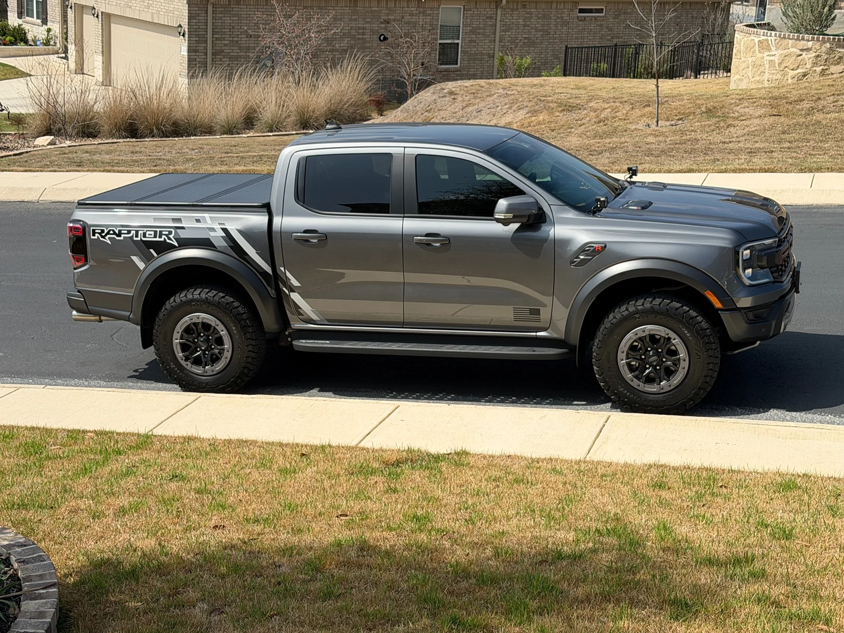 Ford Ranger Need Help Choosing a Tonneau Cover IMG_2744