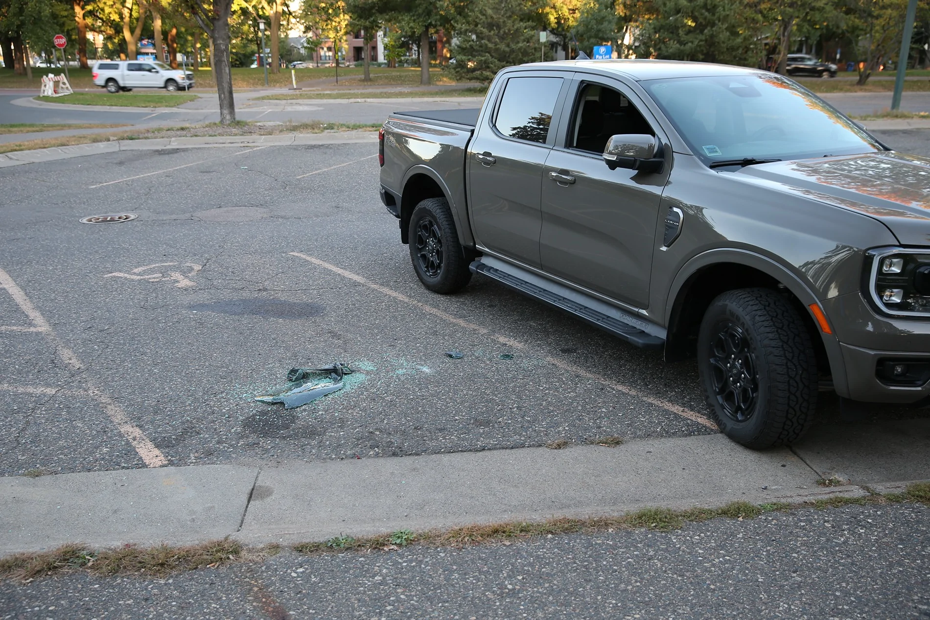 Ford Ranger Hit by a Smooth Criminal DC5R4103