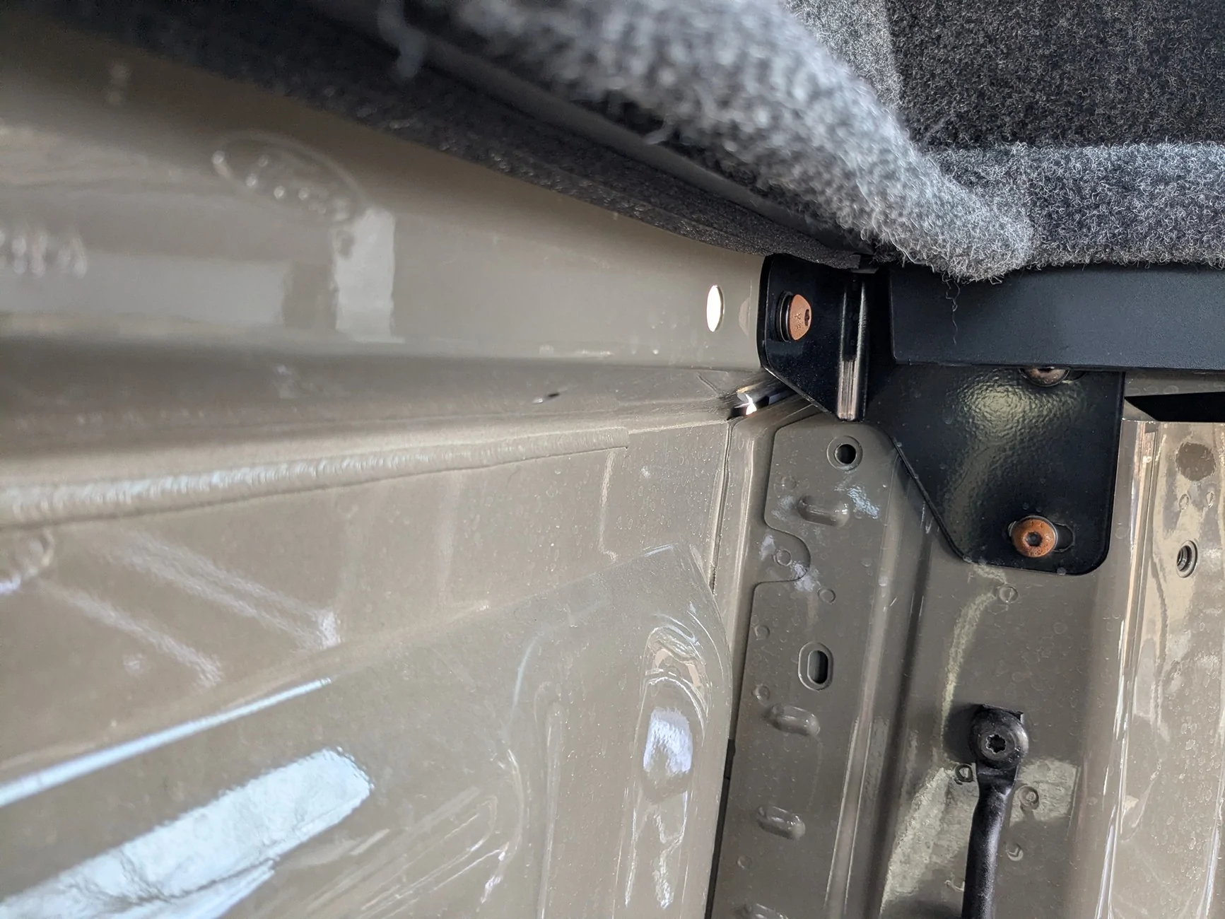 Ford Ranger Sealing gaps at the front of the bed? PXL_20260329_151548129