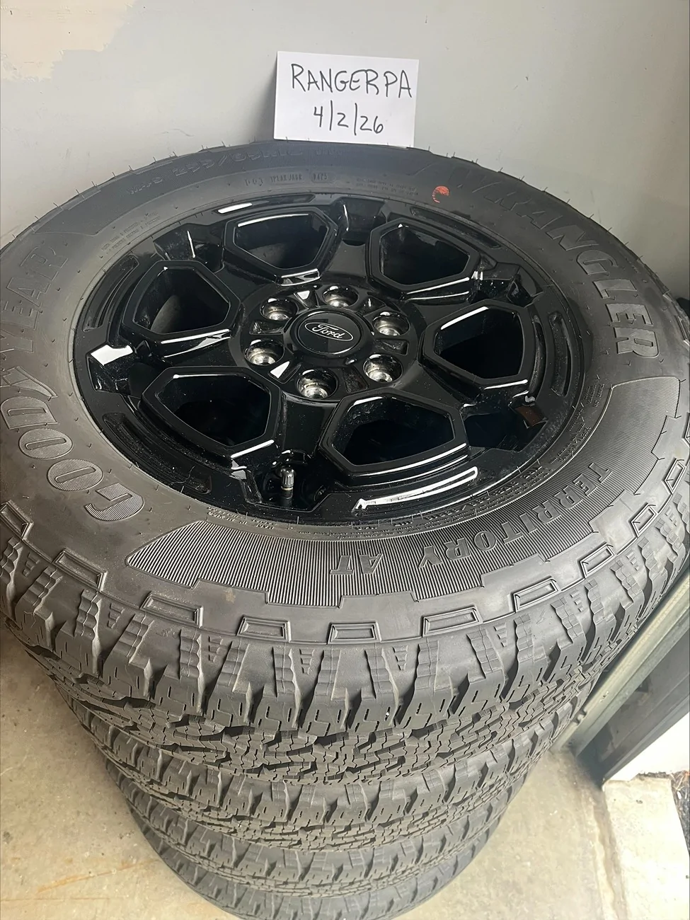 Ford Ranger 2025 Ranger 18” OEM black appearance wheels/tires with sensors - ** PRICE DROP** 54f602ce-24ab-4e1c-b0d5-fea7b2292b6c
