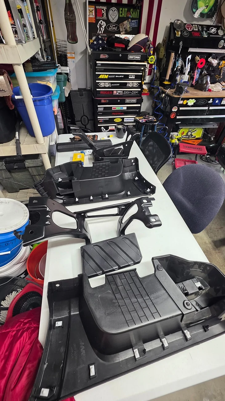 Ford Ranger Installing bed side steps on Ranger XL / XLT - DIY instructions 20260404_080721