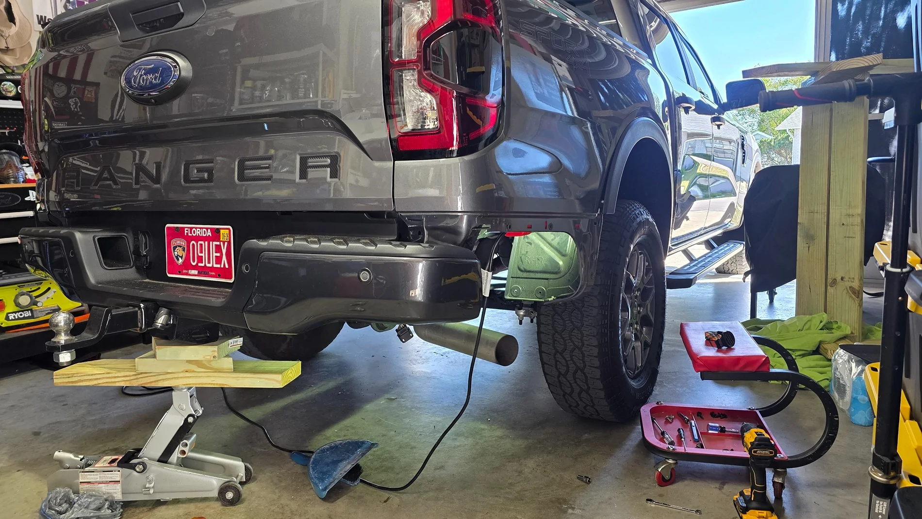 Ford Ranger Installing bed side steps on Ranger XL / XLT - DIY instructions 20260404_103401