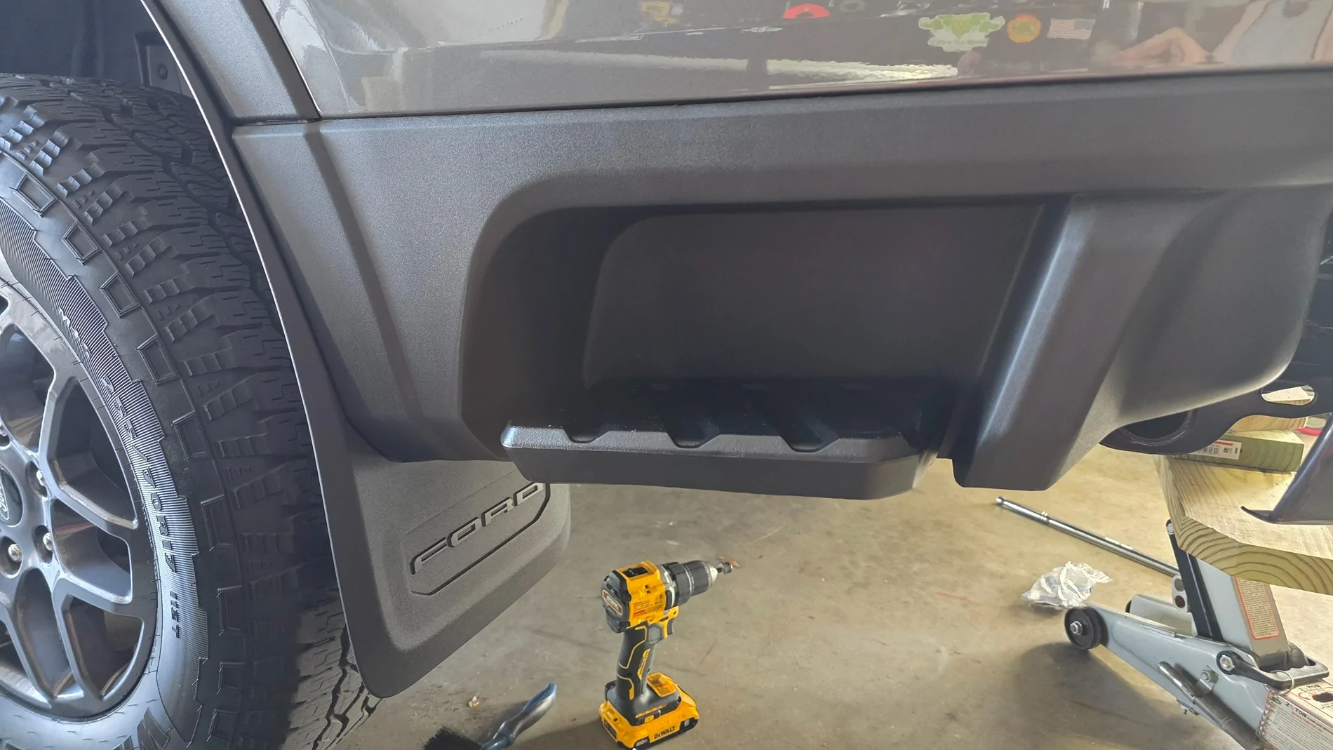 Ford Ranger Installing bed side steps on Ranger XL / XLT - DIY instructions 20260404_094715