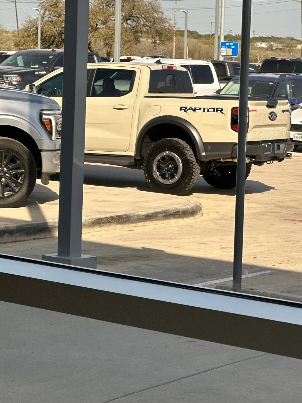 Ford Ranger Desert Sand or Carbonized Grey Metallic???  Need to finalize my order. IMG_6609