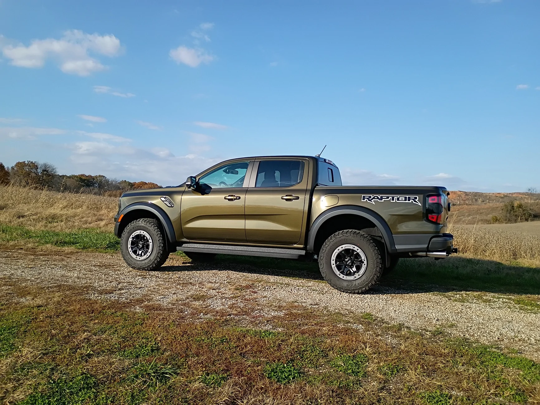Ford Ranger Marsh Gray or Shelter Green IMG_20251114_143021736