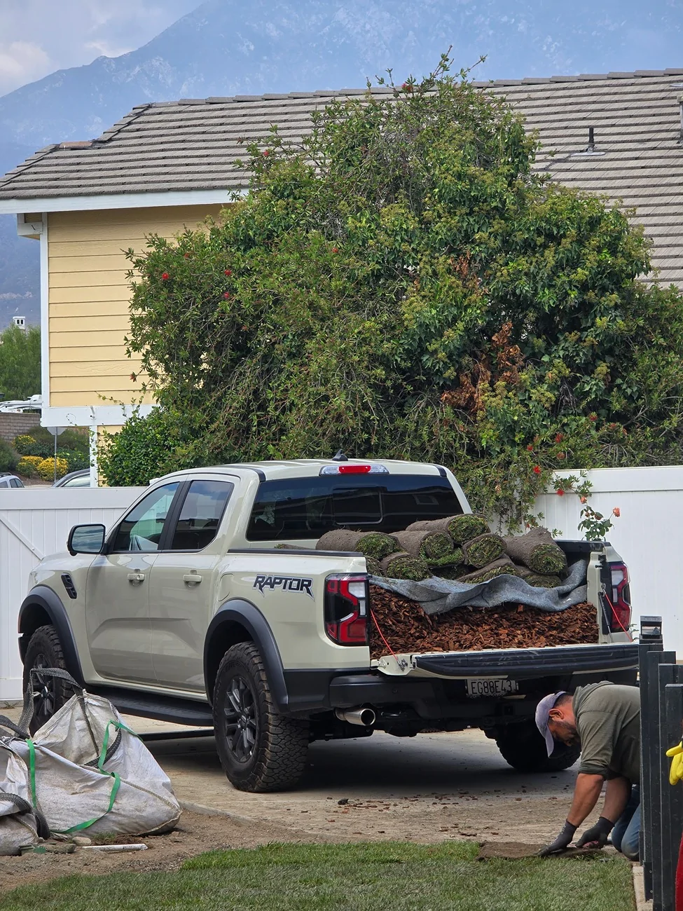 Ford Ranger Name Something Your Truck Hauled That Made People Stare 20250927_133123