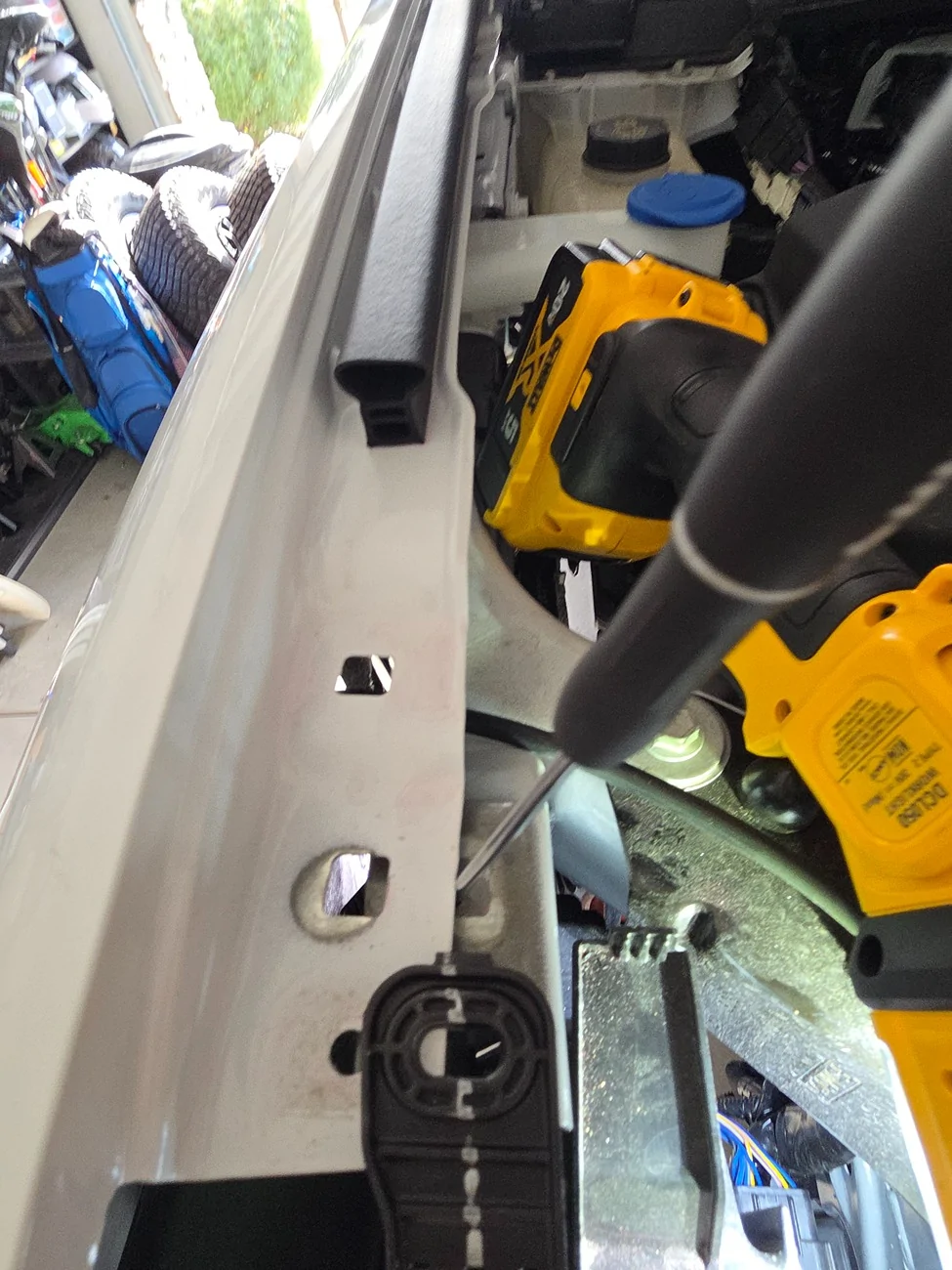 Ford Ranger Signature Lux Amber DRL Install 18235