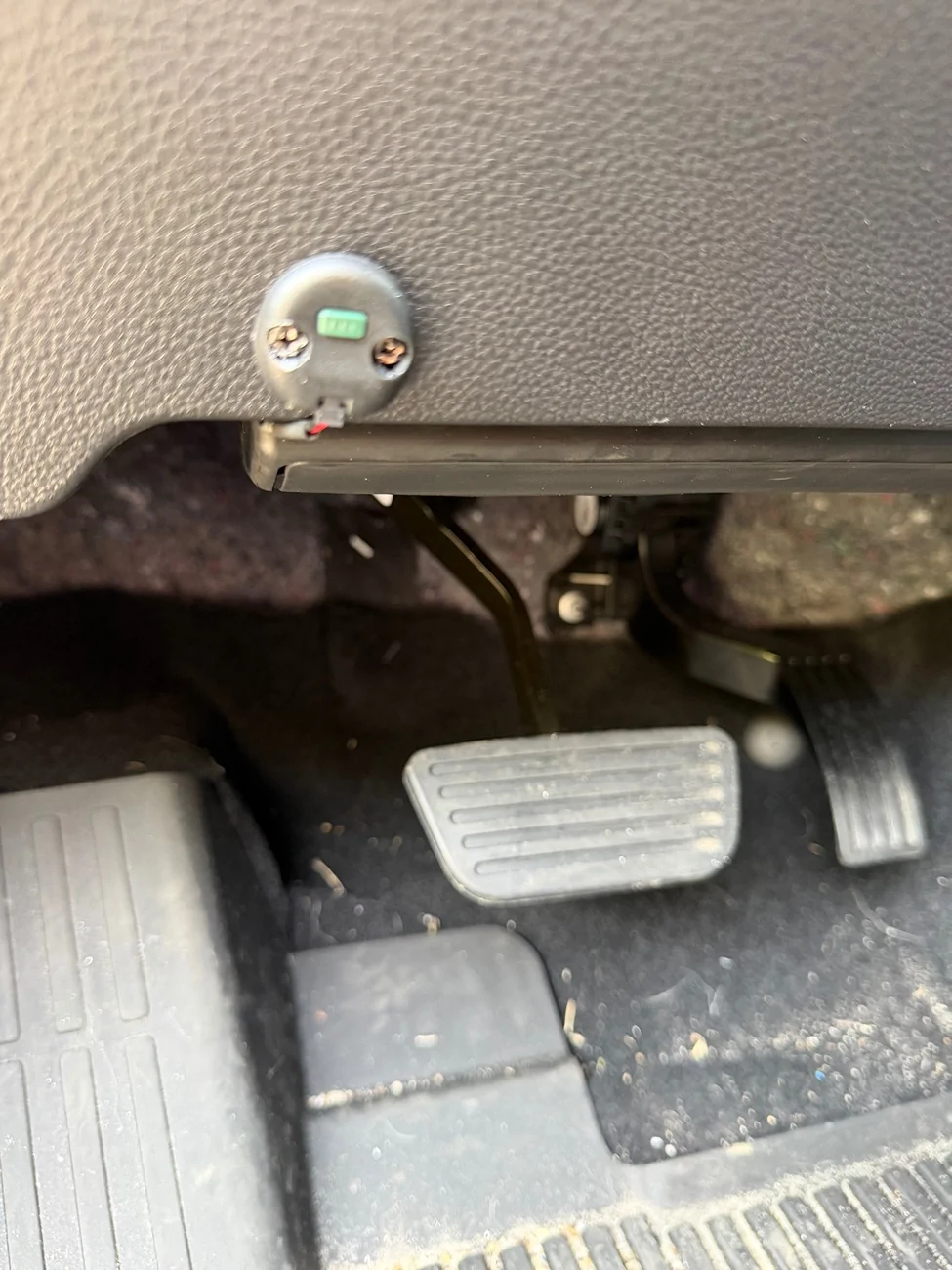Ford Ranger Help identifying this on Body Control Module fuse cover IMG_1528