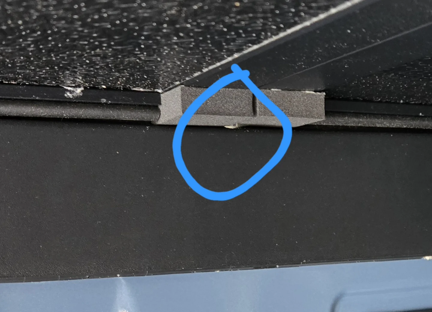 Ford Ranger Waterproofing The Tail Gate – writeup 1000014744