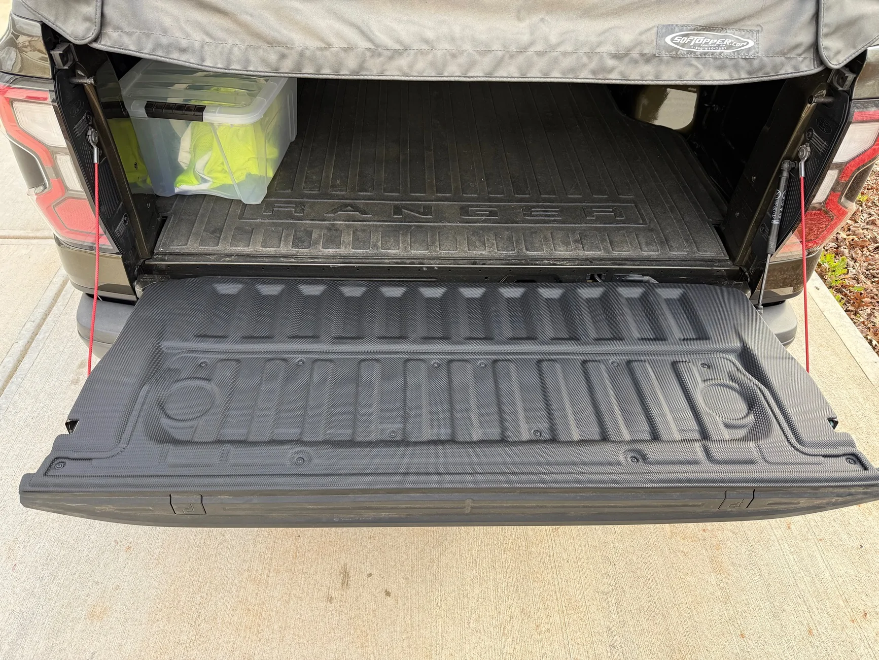 Ford Ranger Spray on Bed Liner from Ford or Not? IMG_1495