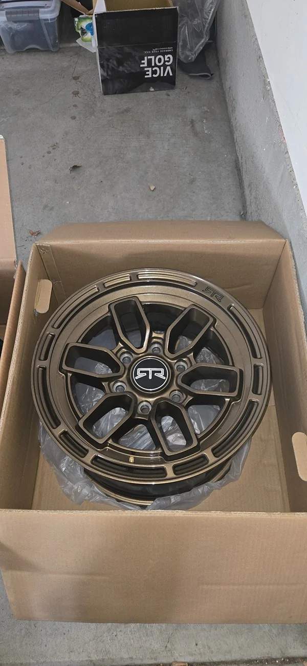 Ford Ranger Sold: San Diego- $800 RTR 17" bronze wheels 20260417_112509