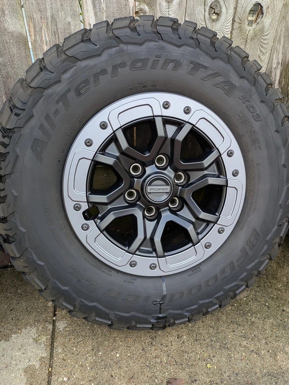 Ford Ranger **PRICE DROP** Ranger Raptor 17” x 8.5” Beadlock Capable Wheelset w/ KO3 Tires – includes OEM TPMS Sensors and Spare Wheel and Tire - Chicago 6