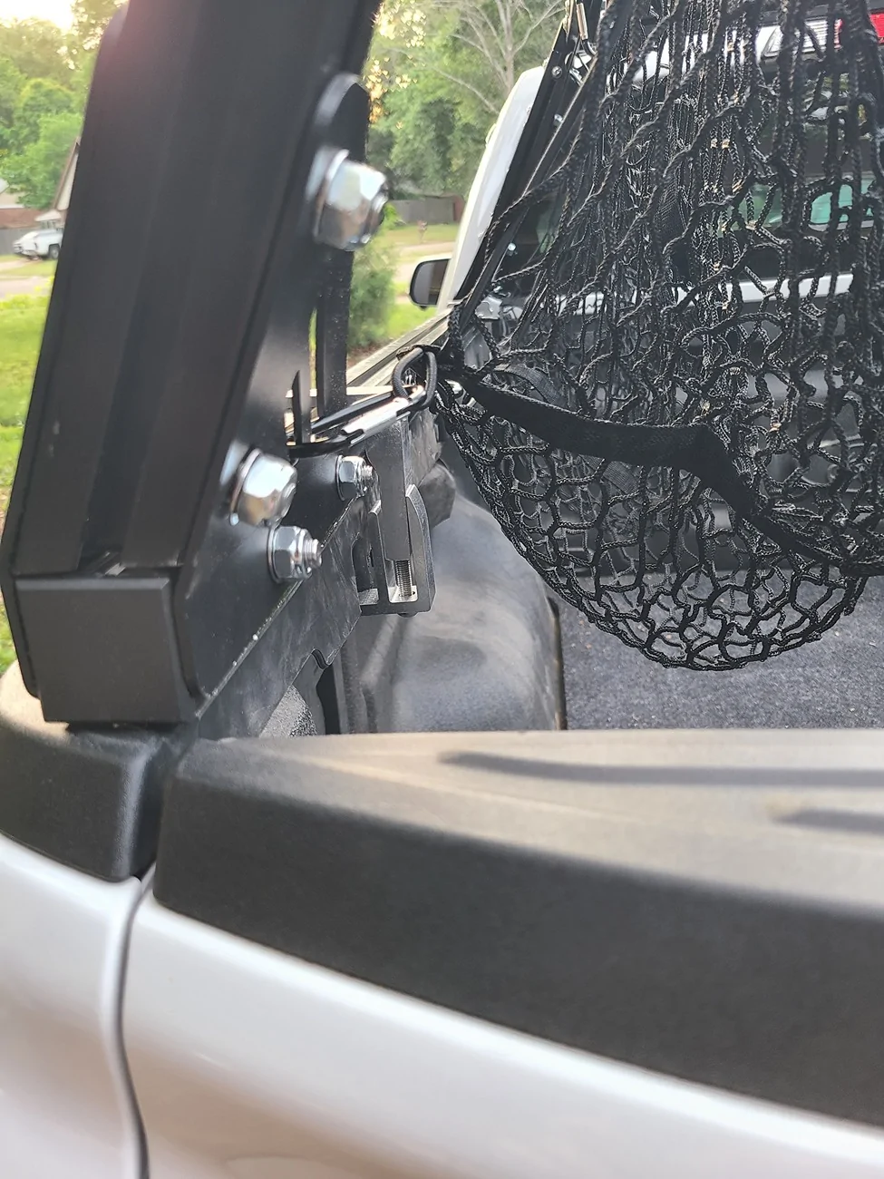 Ford Ranger Does this look safe? Bed rack mounting. 20260419_185054