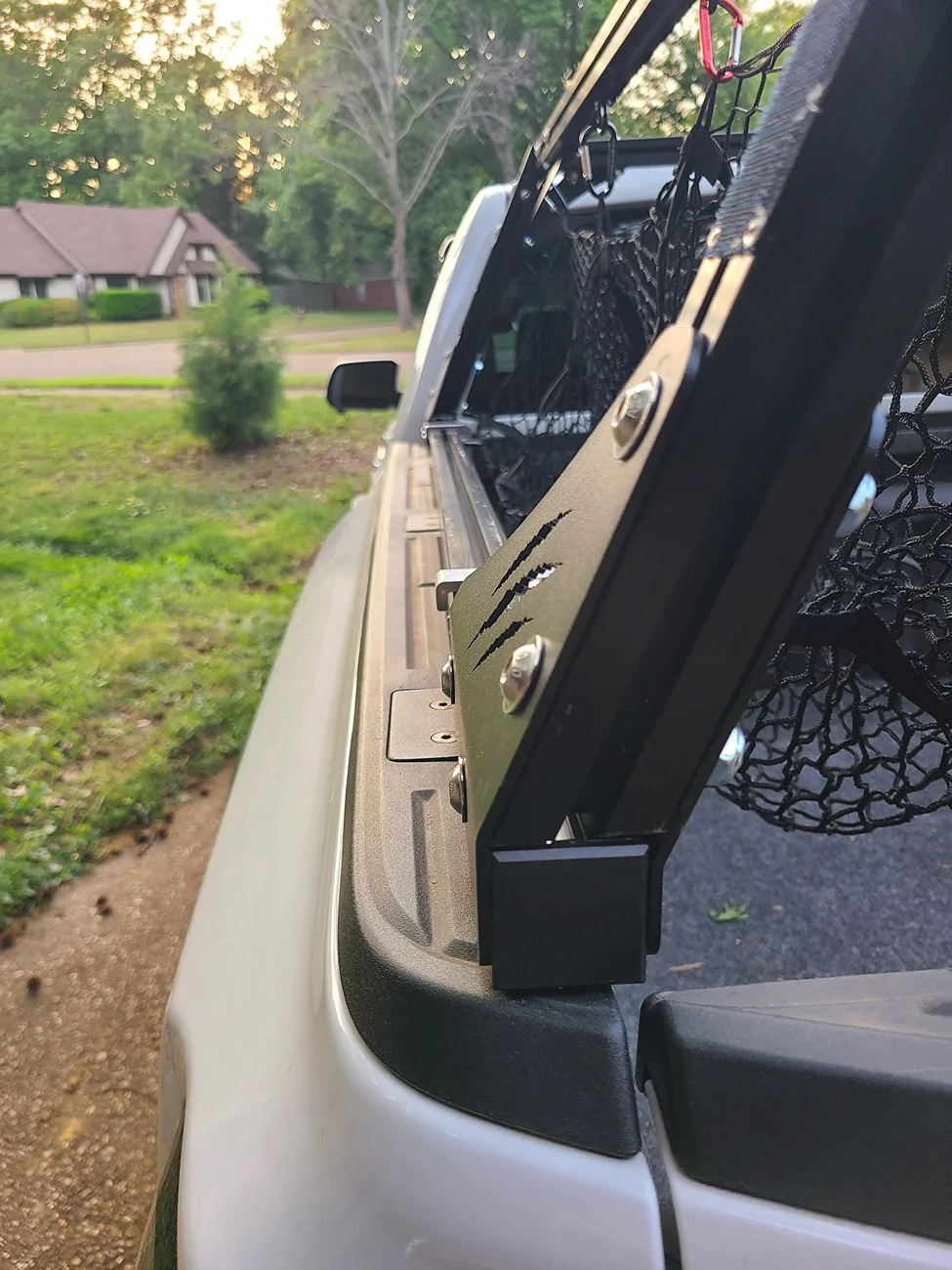 Ford Ranger Does this look safe? Bed rack mounting. 20260419_185058