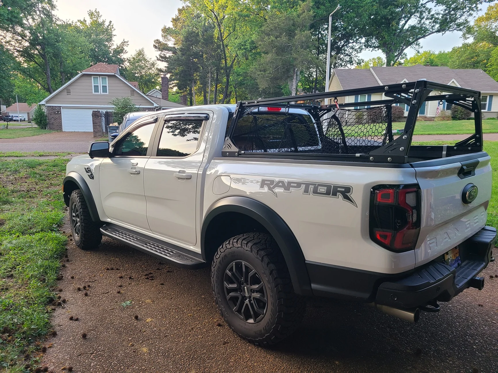Ford Ranger Does this look safe? Bed rack mounting. 20260419_185904