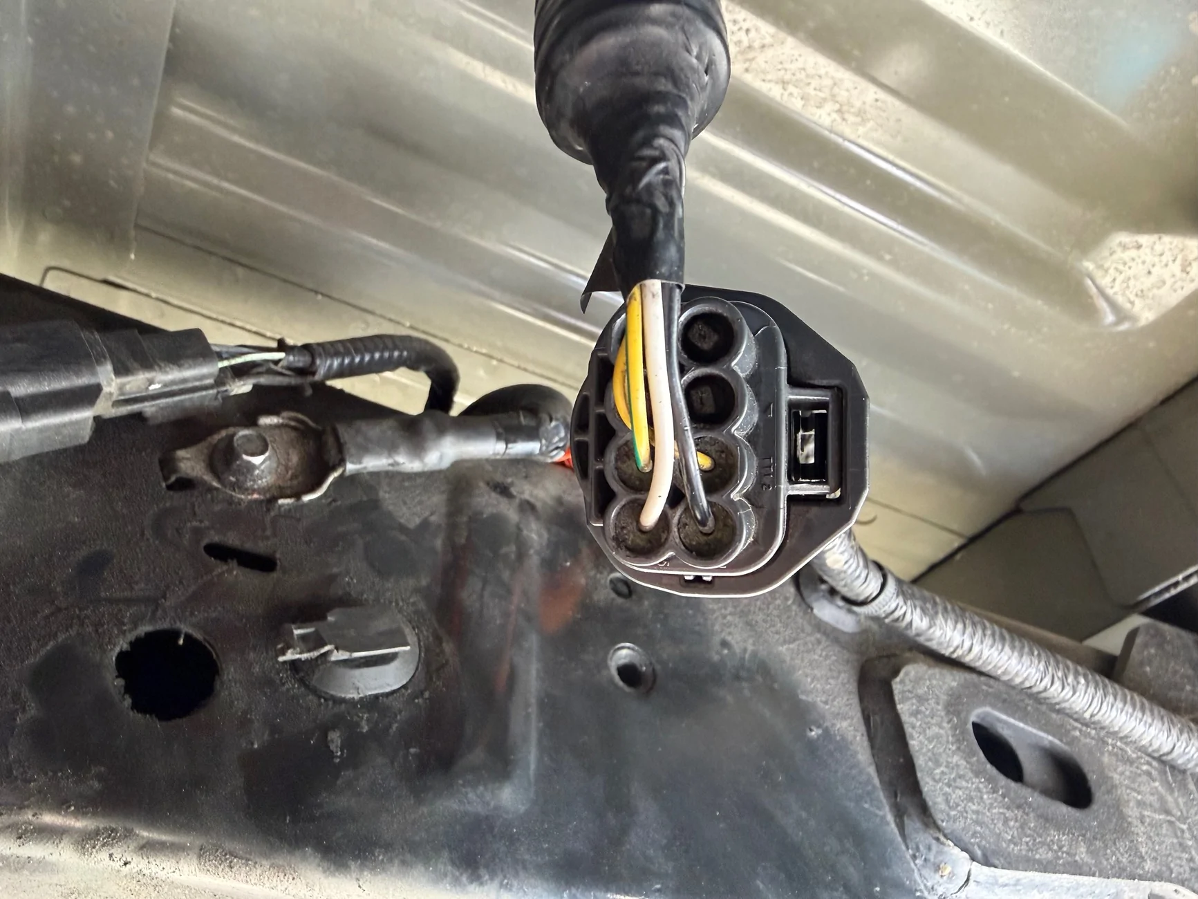 Ford Ranger 2025 Ranger - Bed 12 Volt Outlet - Final Update IMG_7890