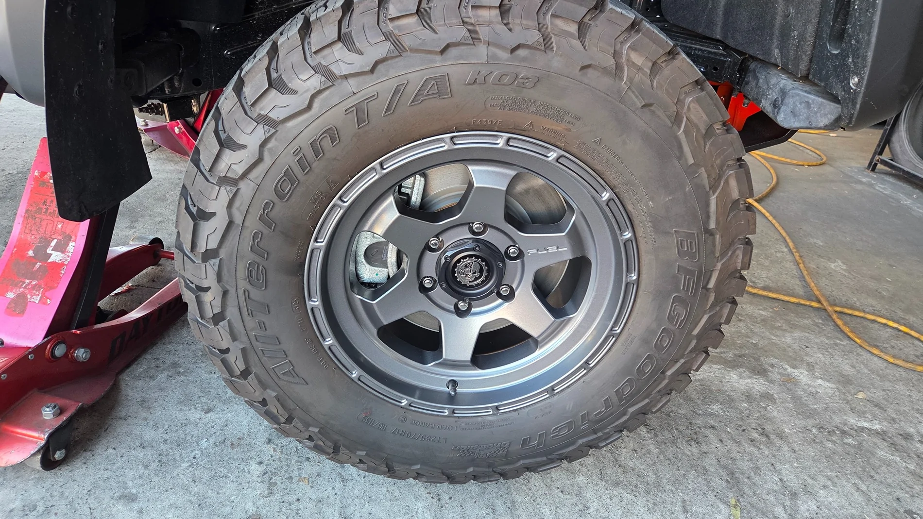 Ford Ranger RC MUSTANG Azure Gray Raptor Build 20260424_163504