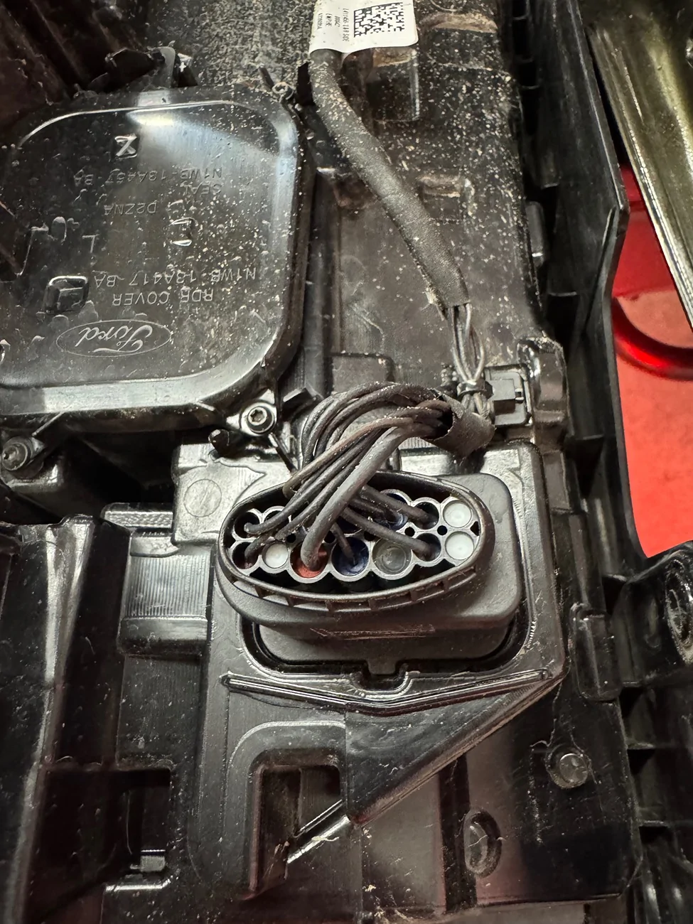 Ford Ranger Camper top 3rd brake light IMG_1222