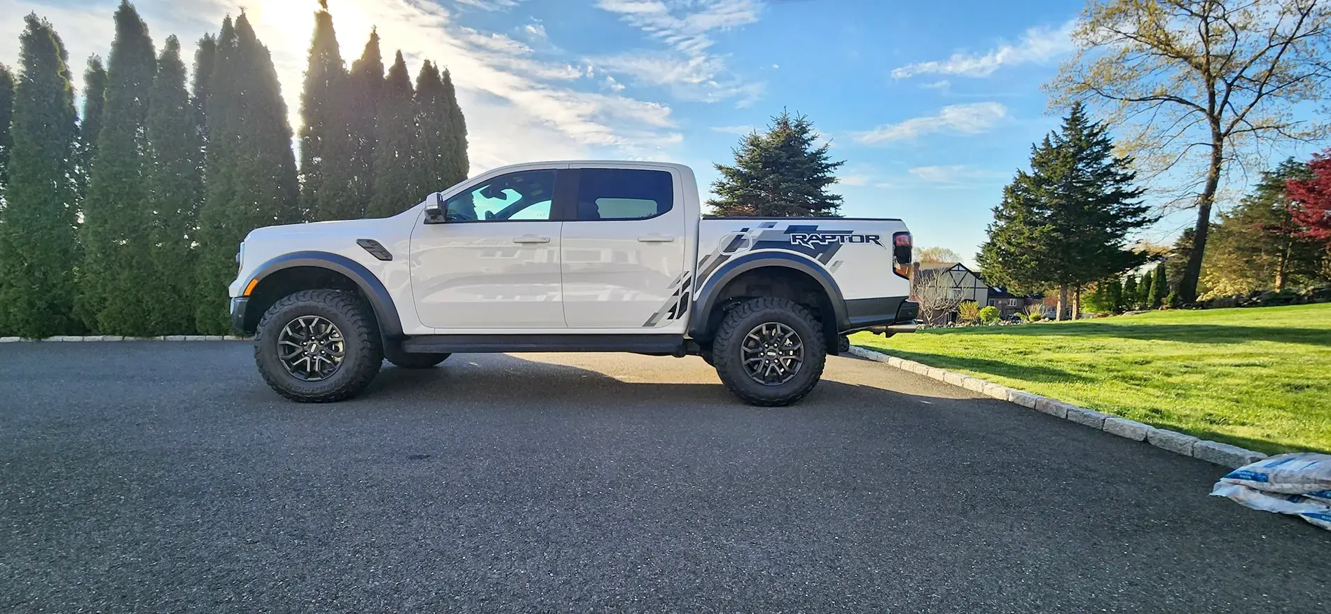 Ford Ranger Ranger Raptor - GOAT: 1.5" F / 1.5" R Spacer Lift 85862-54e15668fbf6d7db337dc1a8fe4be76f