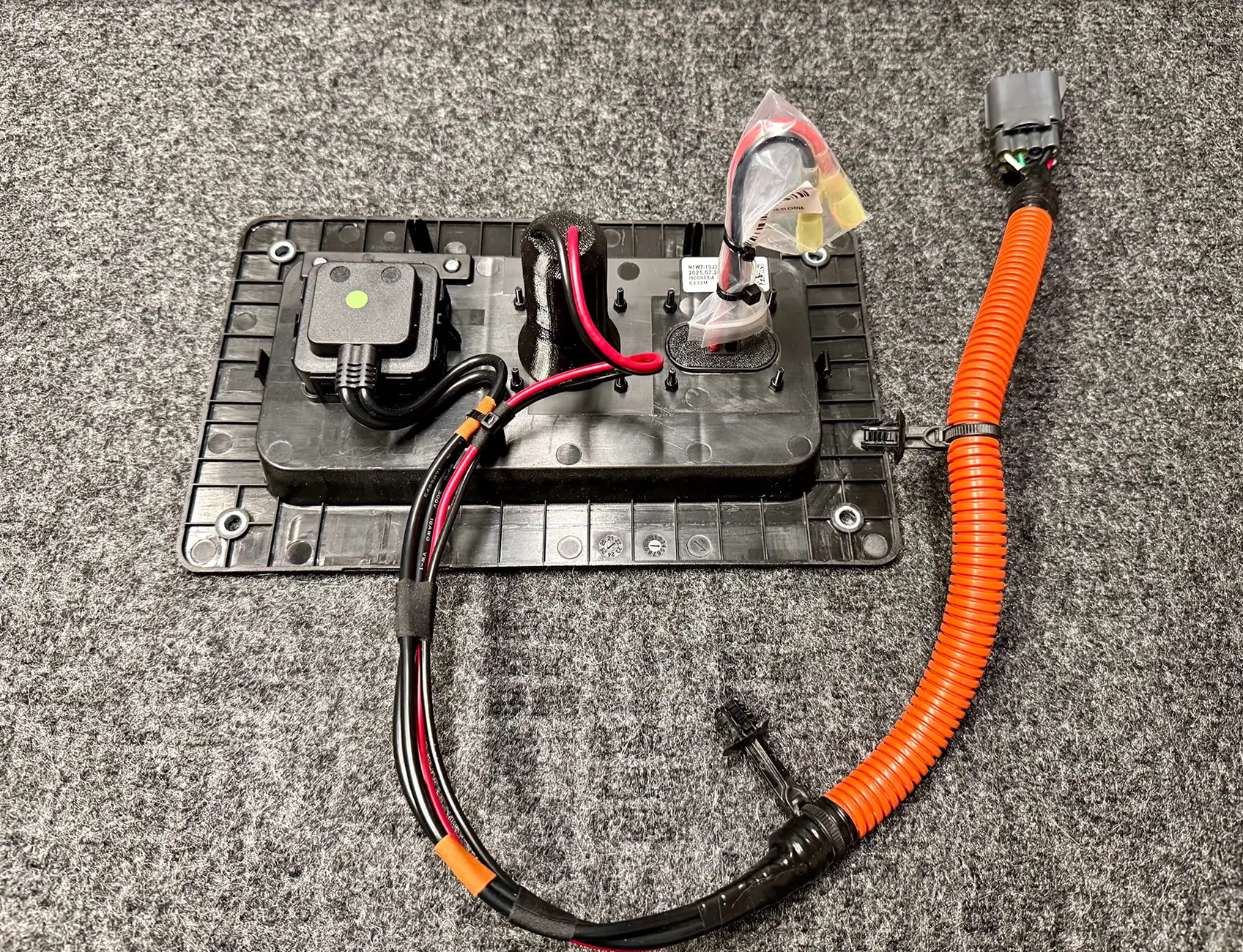 Ford Ranger What did you do to your Ranger Raptor Today? rraptor_bed_power_panel_harness