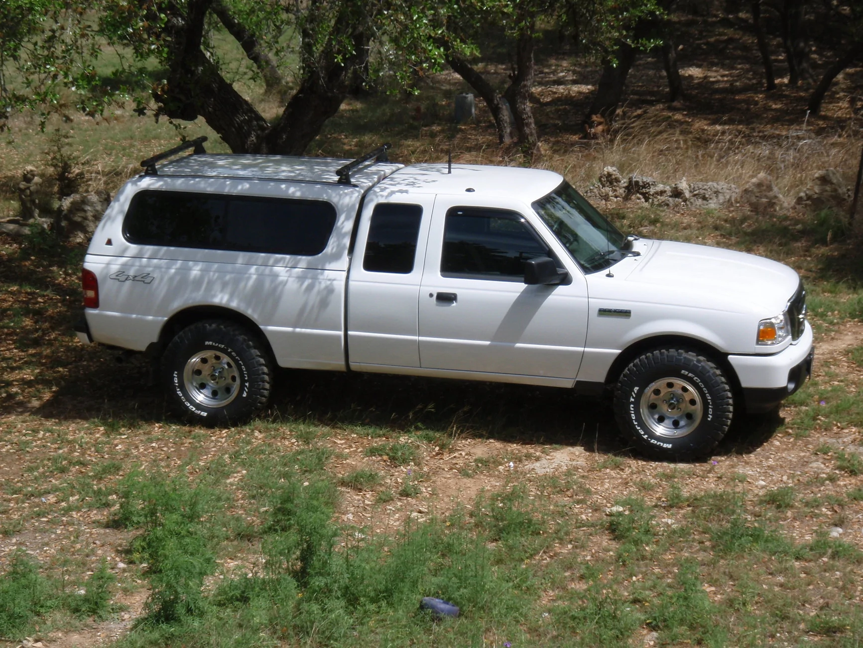 Ford Ranger Oxford White Rangers P4041463