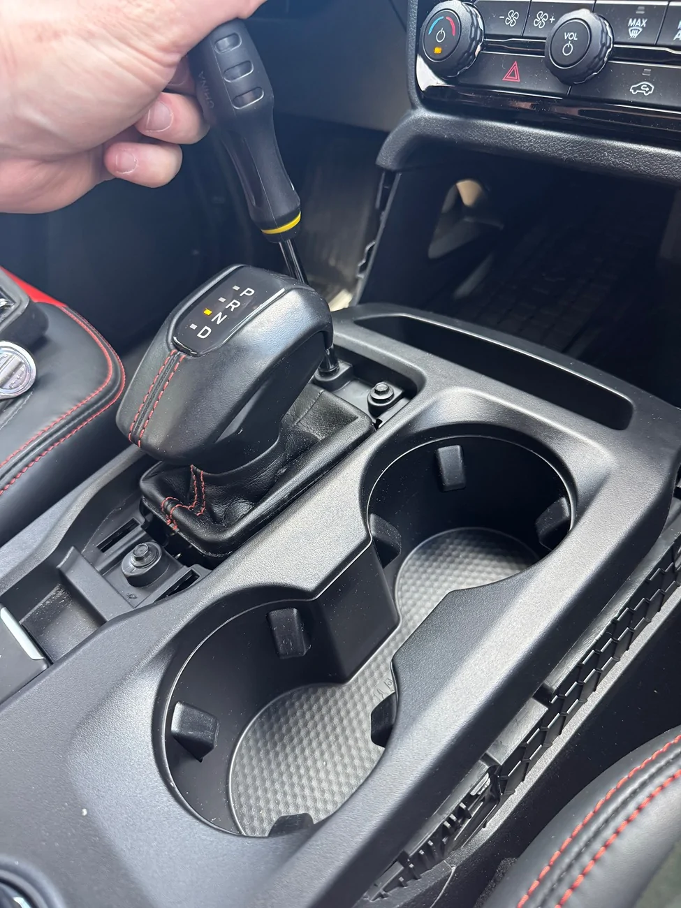 Ford Ranger How to turn off wireless charging??? IMG_5136