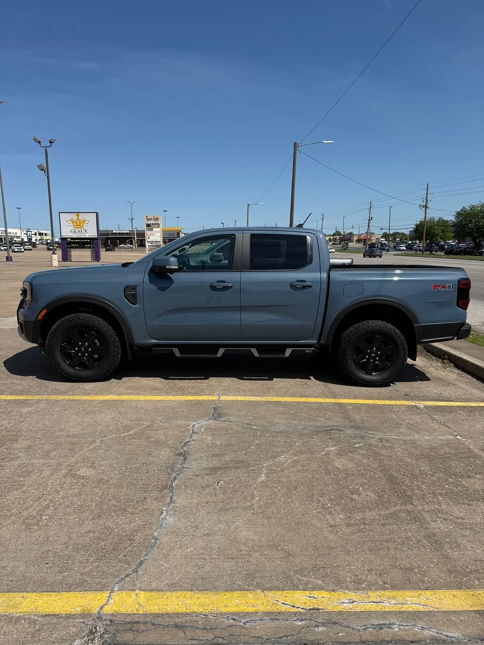 Ford Ranger Bronco Badlands wheels on 2026 Ranger IMG_8979