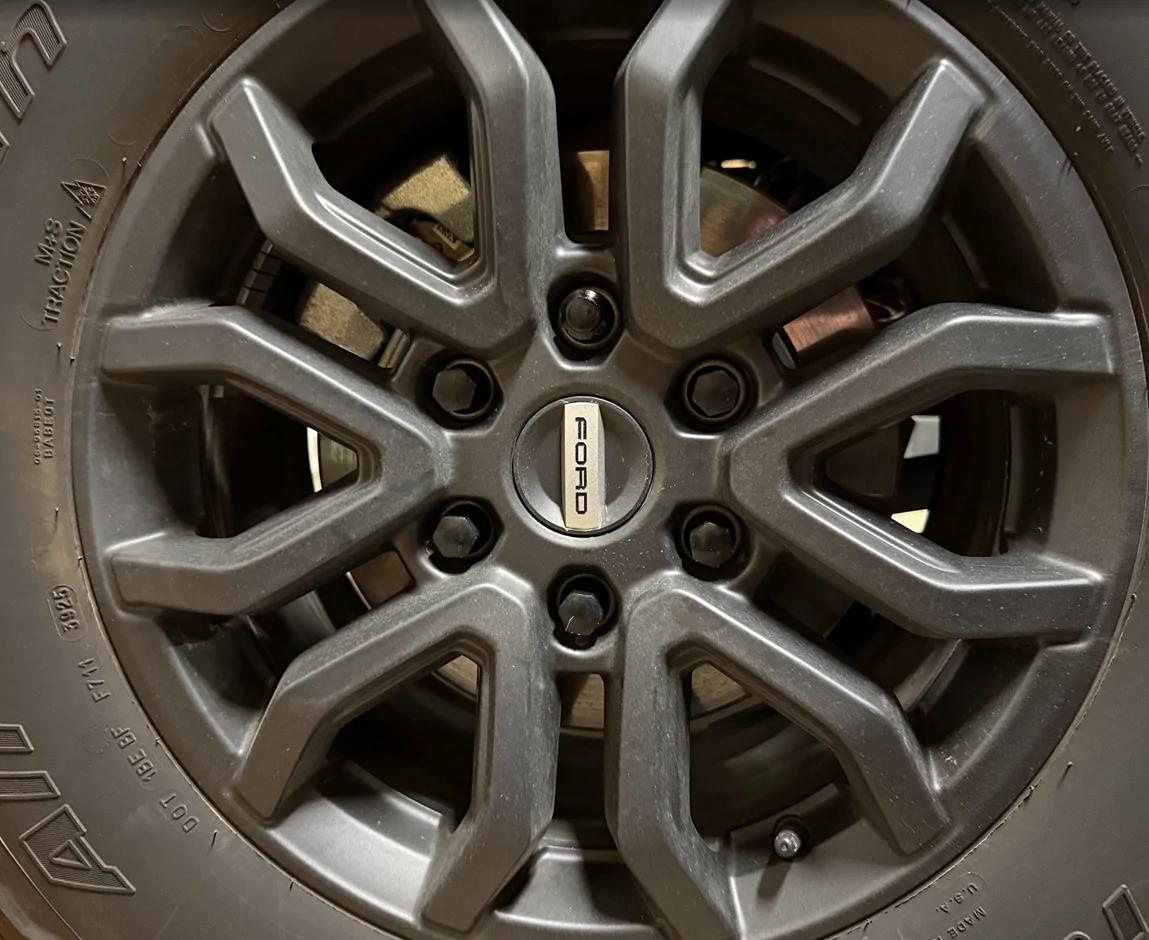 Ford Ranger What did you do to your Ranger Raptor Today? rraptor_black_lug_nuts