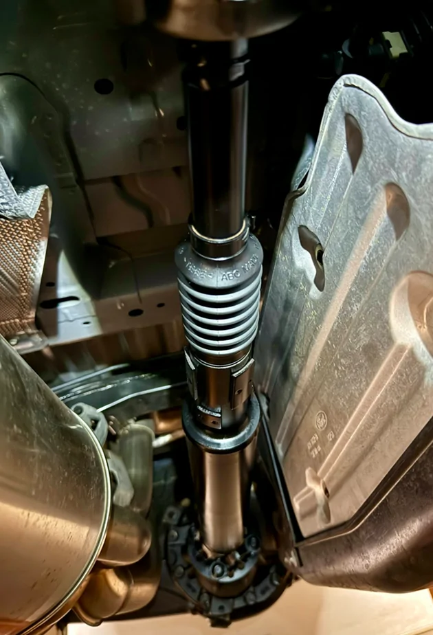 Ford Ranger What did you do to your Ranger Raptor Today? rraptor_rear_driveshaft_painted_3