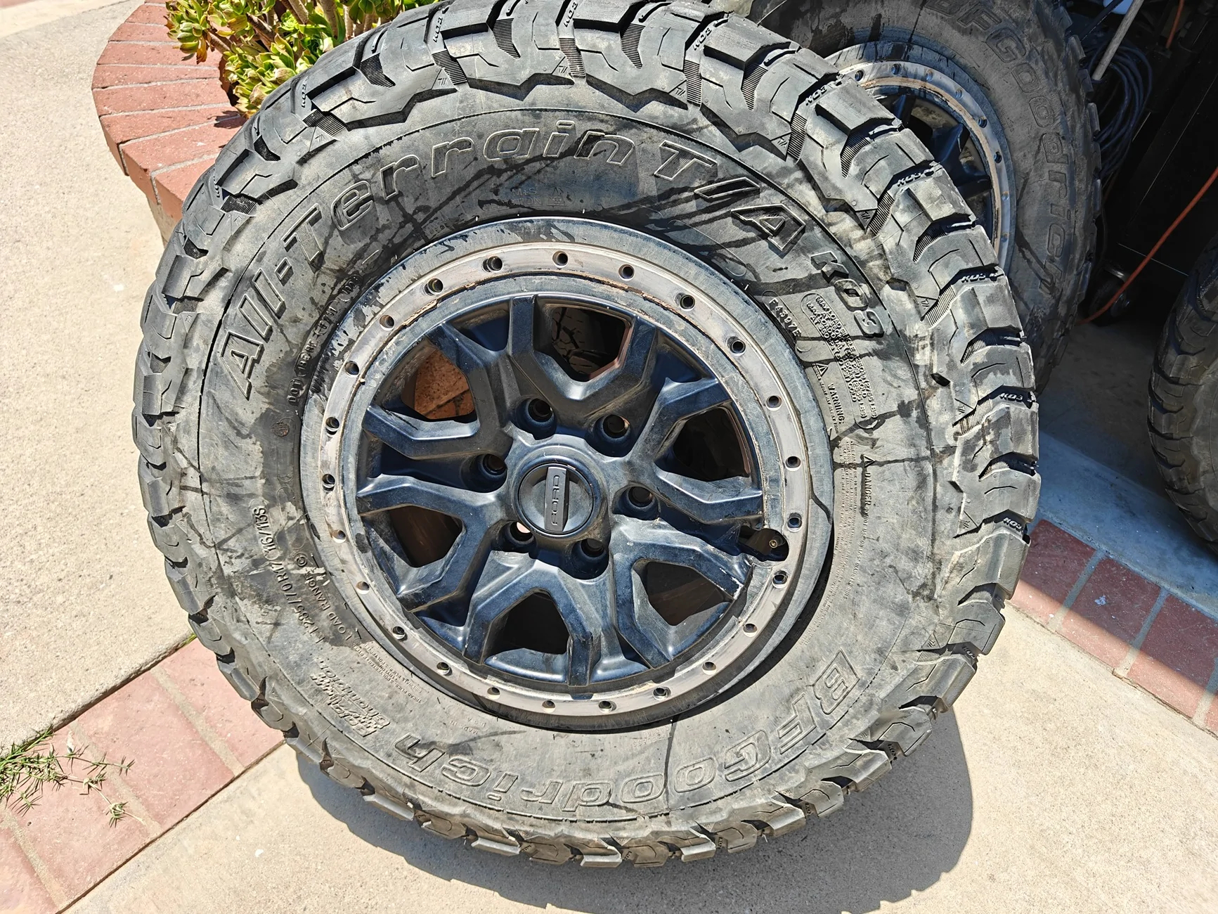 Ford Ranger 2024 beadlock capable with OEM tires 1000004442