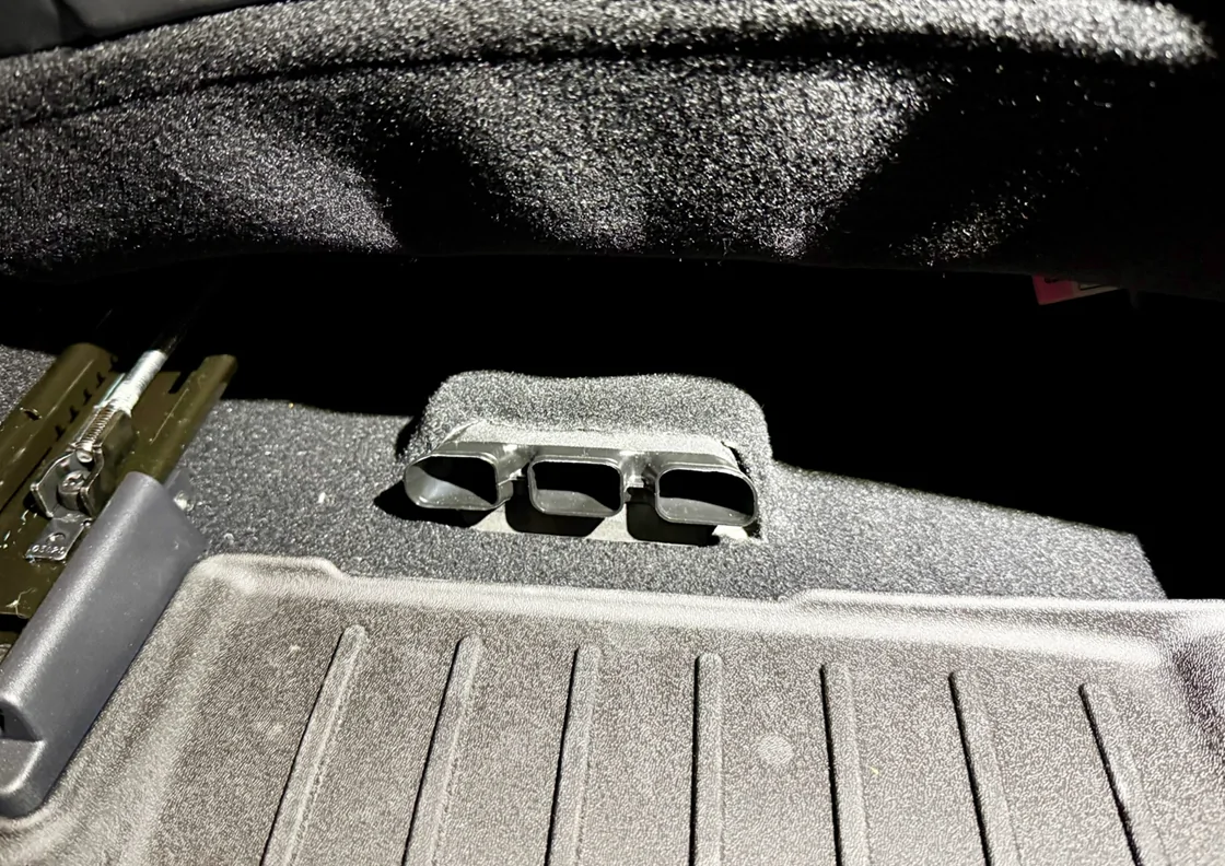 Ford Ranger What did you do to your Ranger Raptor Today? rraptor_rear_vent_spacer_2