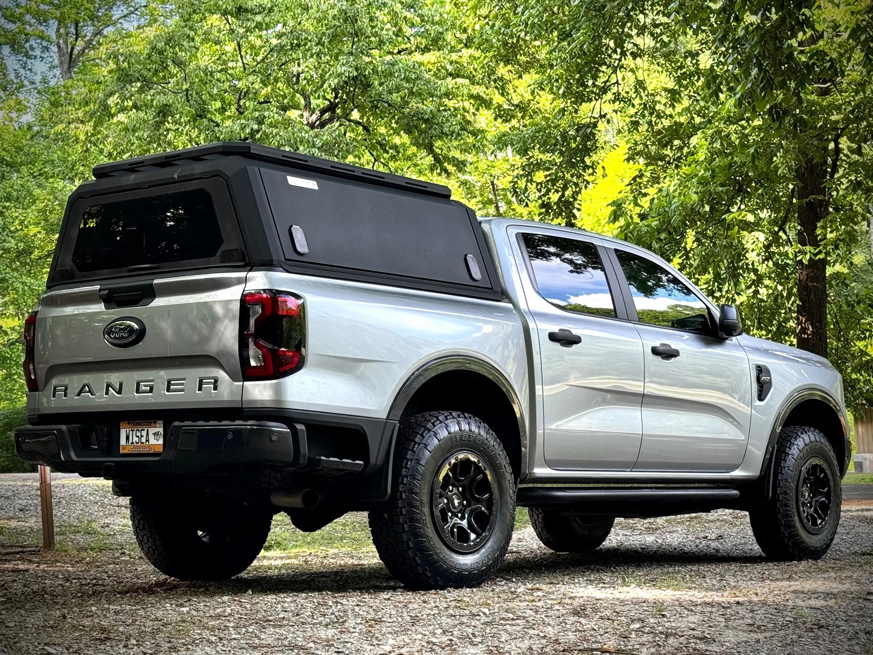 Ford Ranger Eibach Stage 2R, UCAs, BDS shackles, & Pizza Cutters IMG_3425