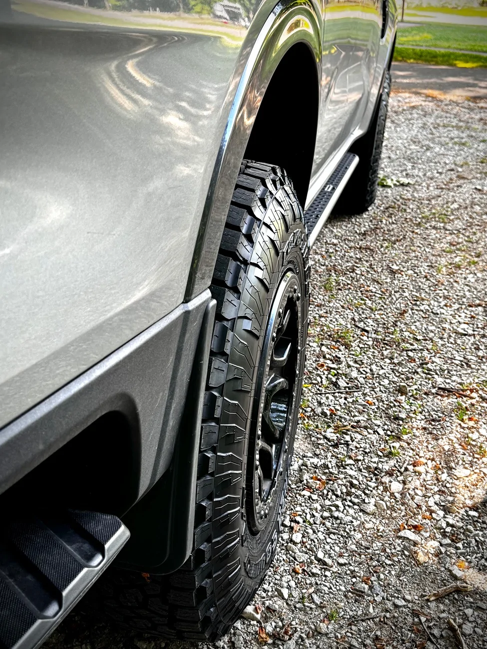Ford Ranger Eibach Stage 2R, UCAs, BDS shackles, & Pizza Cutters IMG_3434
