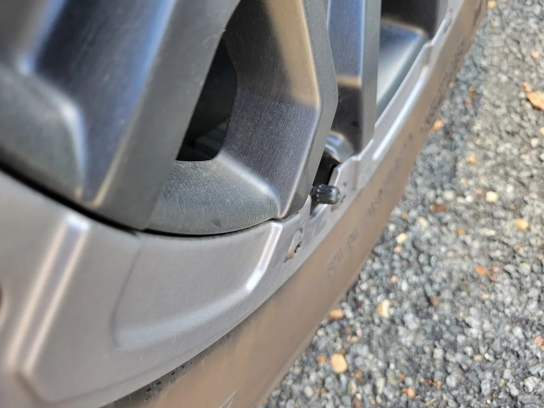 Ford Ranger Not simple to check tire pressure…..help. 1778545392310-nf