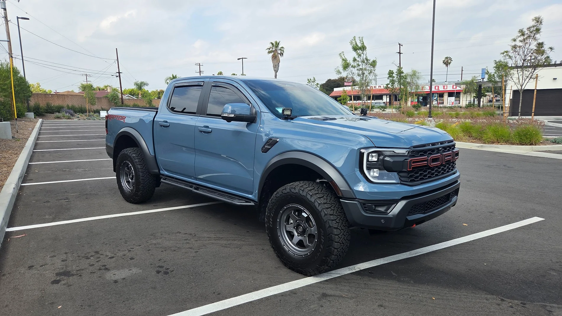 Ford Ranger RC MUSTANG Azure Gray Raptor Build 20260517_155740