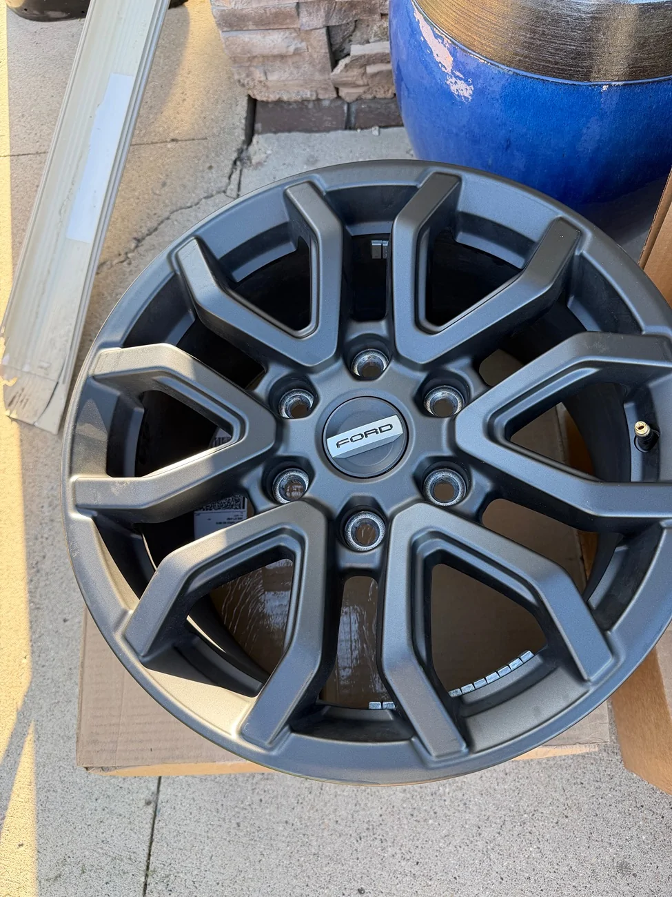 Ford Ranger 2026 Ranger Raptor stock wheels IMG_4871