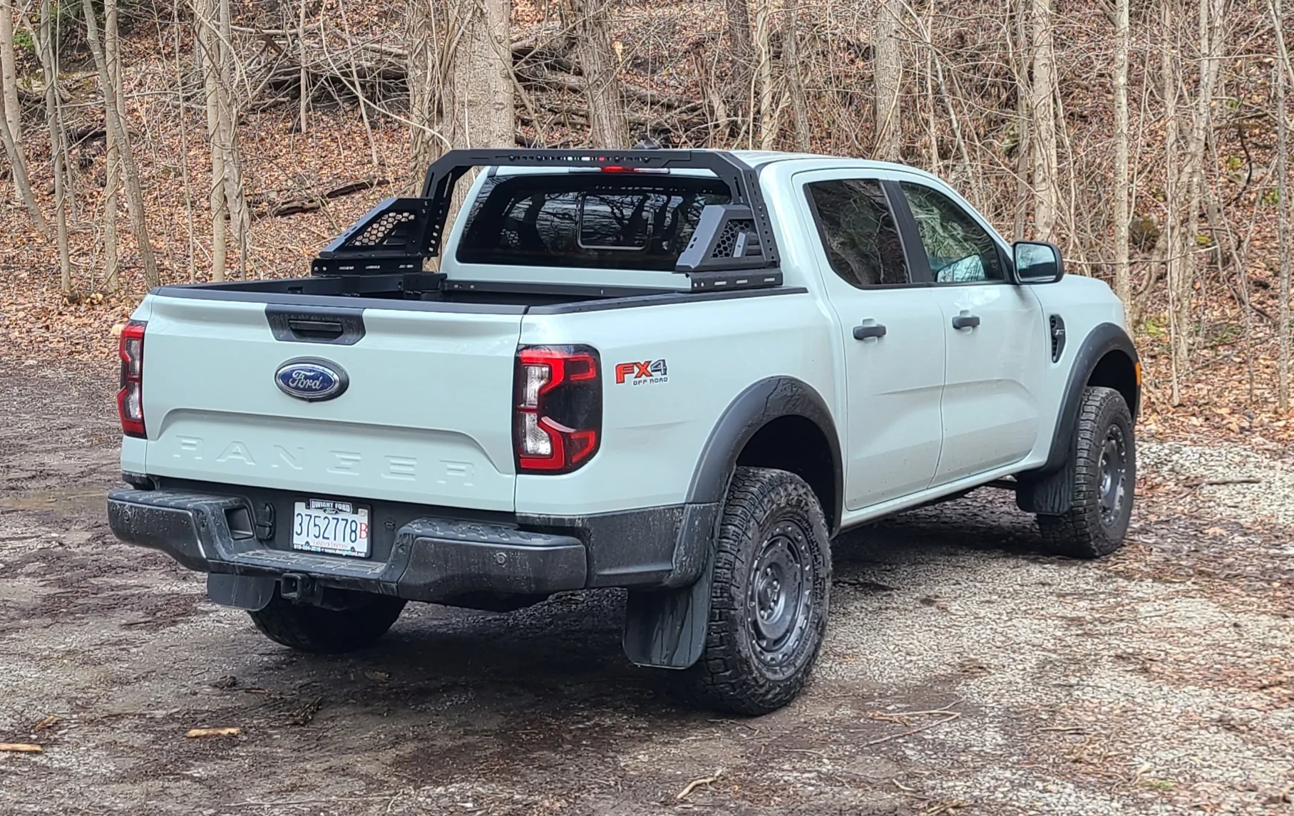 Ford Ranger Who runs Fender Flares, what wheels (non RR) 20260520_144745