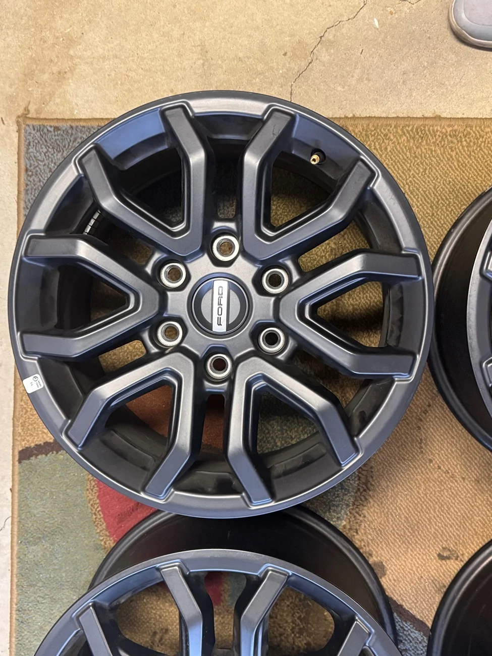 Ford Ranger Non-beadlock capable wheels off 2025 RR IMG_3296
