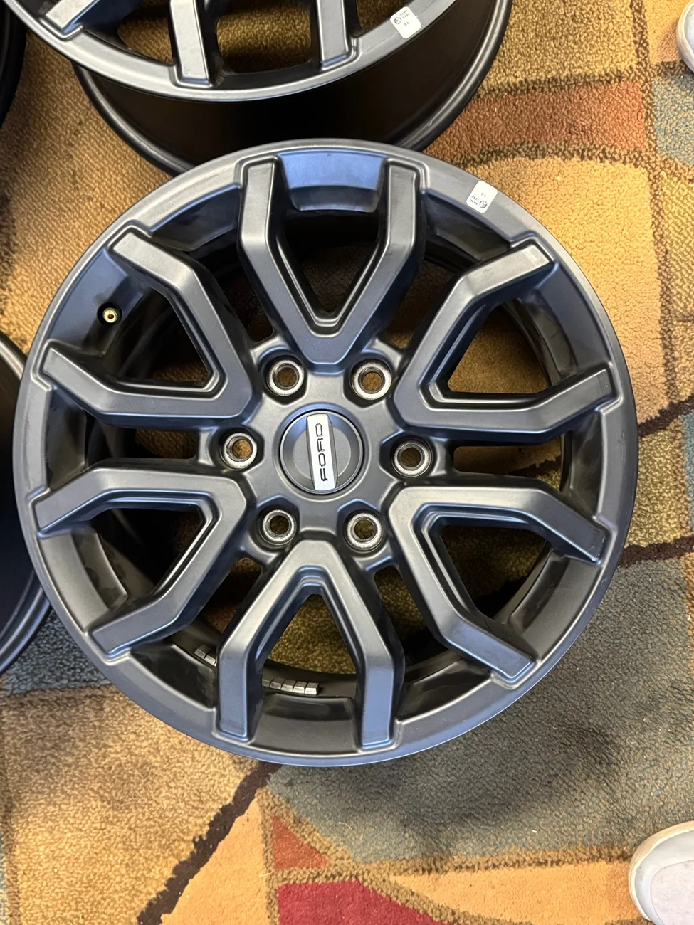Ford Ranger Non-beadlock capable wheels off 2025 RR IMG_3294