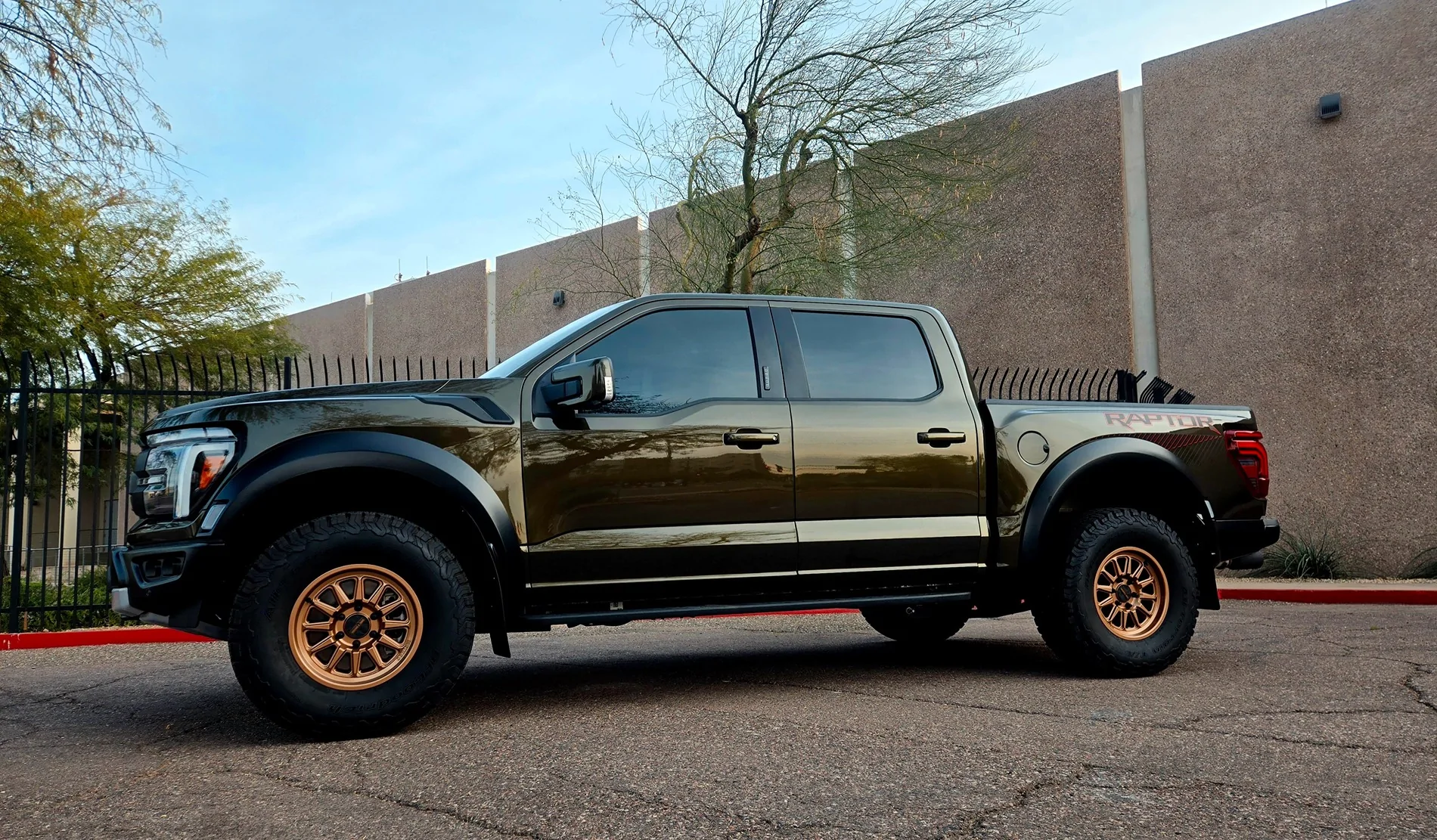 Ford Ranger F150 Raptor to a Ranger Raptor? 1000015961