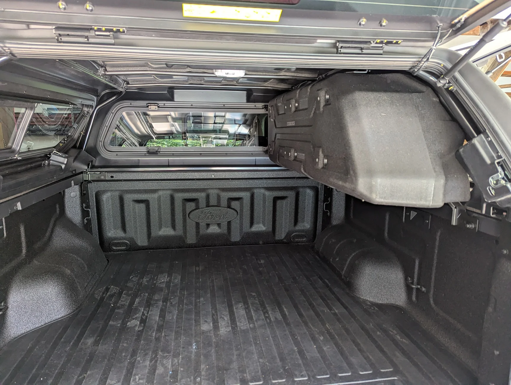 Ford Ranger 2026 Ranger Lariat + Venture Canopy PXL_20260523_193332746
