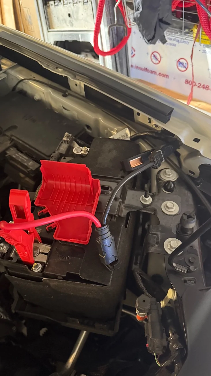 Ford Ranger 2024 Ranger Lariat 2.7 battery question IMG_2533